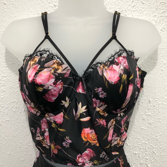 NWOT Victoria’s Secret 36C Lightly Lined Balconet Bustier Multi Flowers on Black - Picture 5 of 8